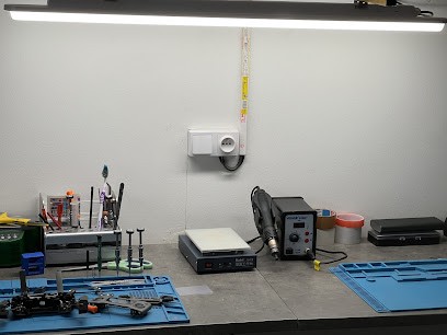 R'PHONE, Atelier de Réparation de Téléphone à Fréjus