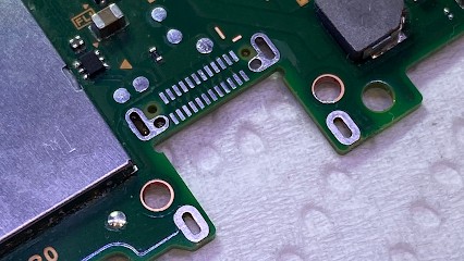 High Tech Store, Atelier de Réparation de Téléphone à Croix