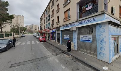 Ali Mgomri Assoumani, Magasin de Téléphonie à Marseille 14