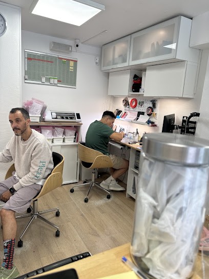 ICLINIQUE, Atelier de Réparation de Téléphone à Lorient