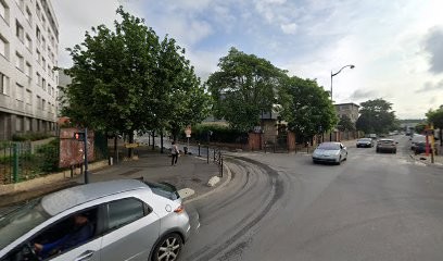 Phone Time BY NKD TECH, Atelier de Réparation de Téléphone à Stains